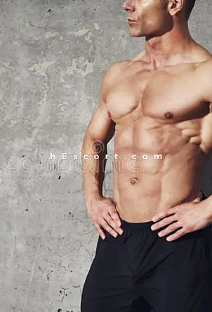 Carlos - Male escort in Vigo