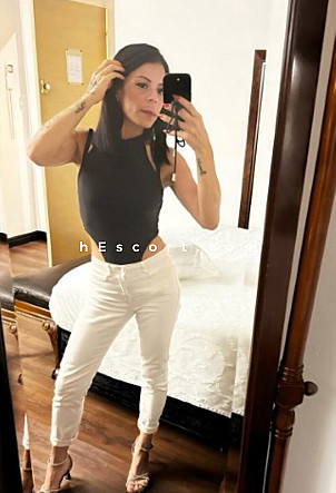 Carol - Chica escort en Barcelona