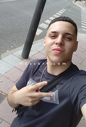 Jhoan - Male escort in Madrid