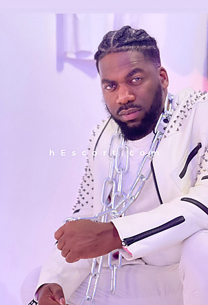 Chocolate Bull - Male escort in Barcelona