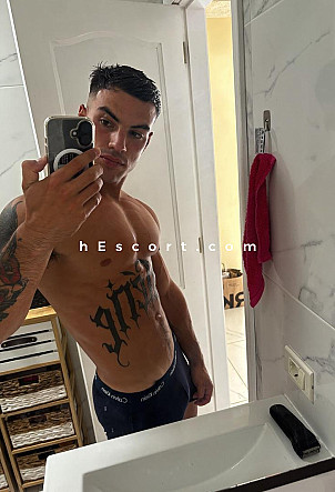 Javi - Male escort in Estepona