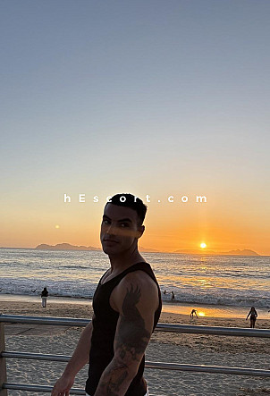 Javi - Hombre escort en Estepona