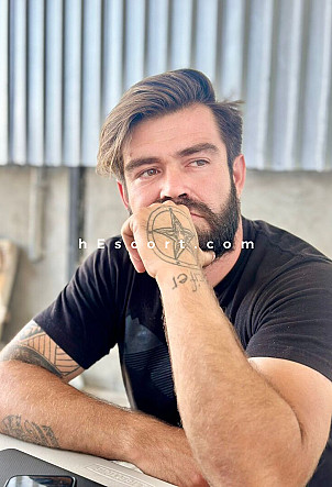 Alan - Hombre escort en Madrid