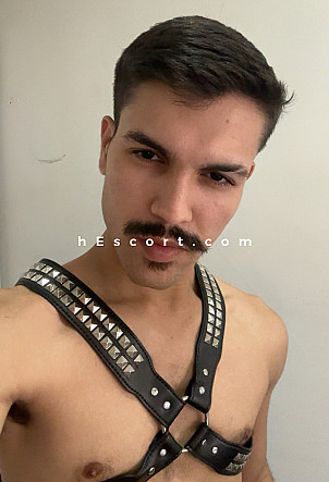 Gabriel - Hombre escort en Madrid