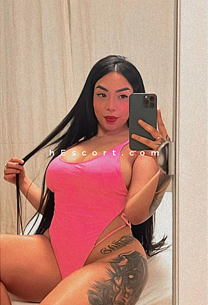 AGATHA - Chica escort en Barcelona