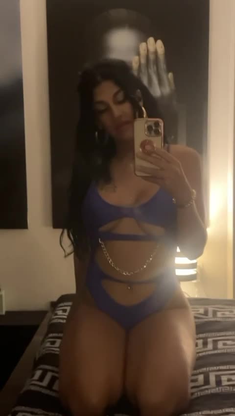 CAMILA CUBANA video